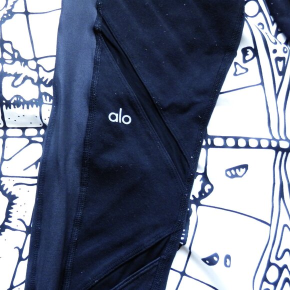 alo || Sheer Mesh Cut-out Epic Leggings in Black - Picture 10 of 13
